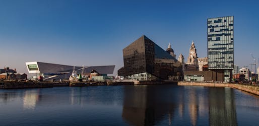 Private and personalized Liverpool kickstart walking tour